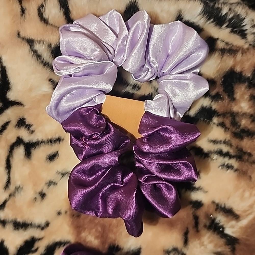 HANDMADE 3 SILKY HAIR SCRUNCHIES - Picture 4 of 4